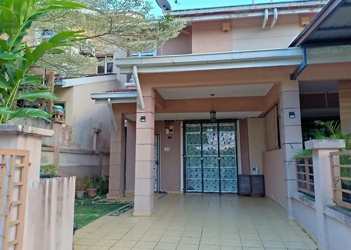 Muslim Dinaim Homestay