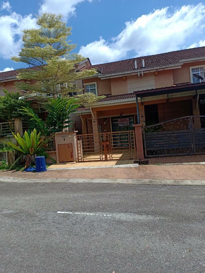 Muslim Dinaim Holiday home *